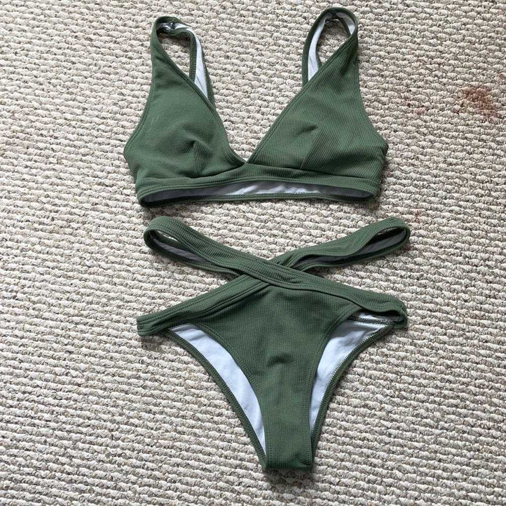Green high waisted cross cross bikini